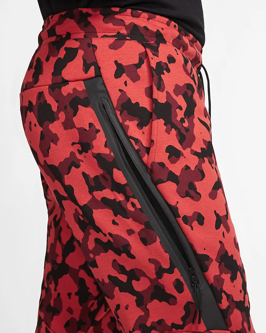 Nike tech fleece camo sales